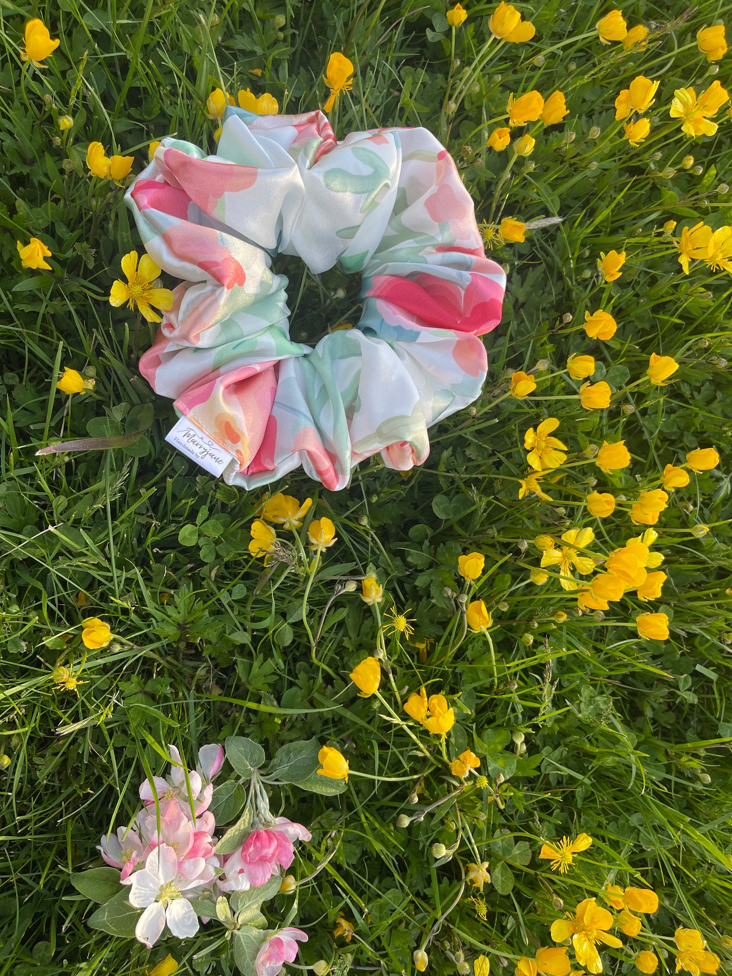 Jessa Joy Scrunchie