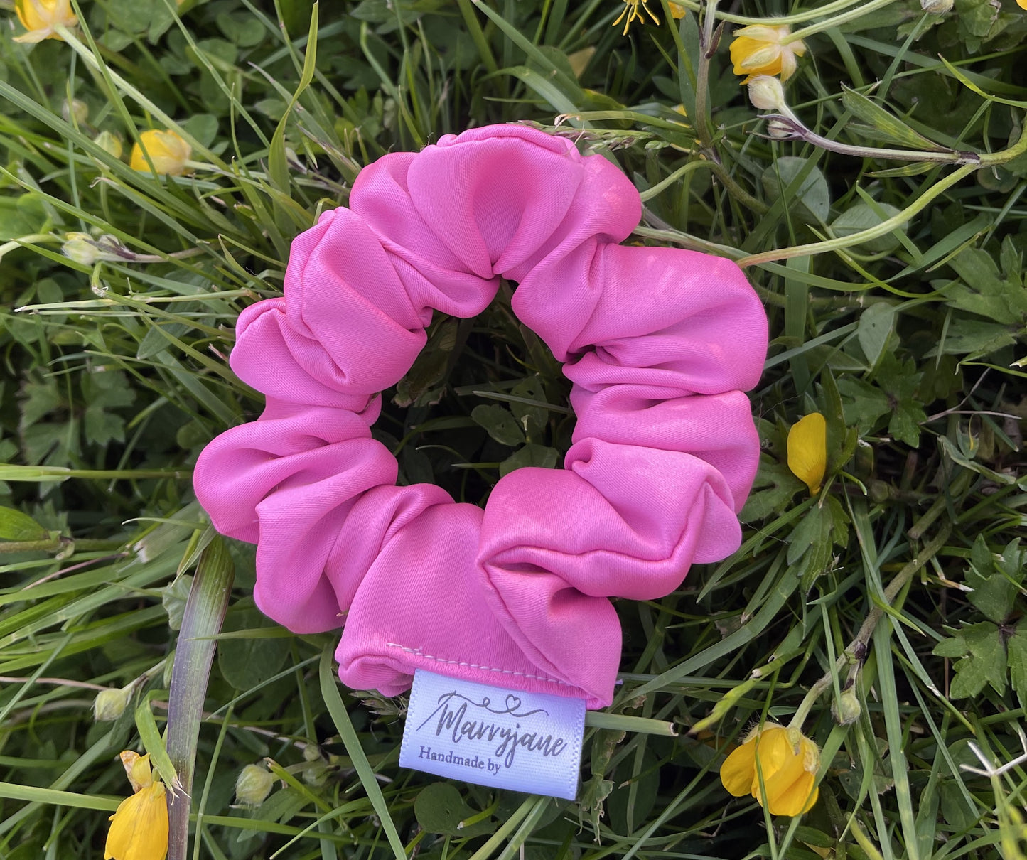 Ema Scrunchie