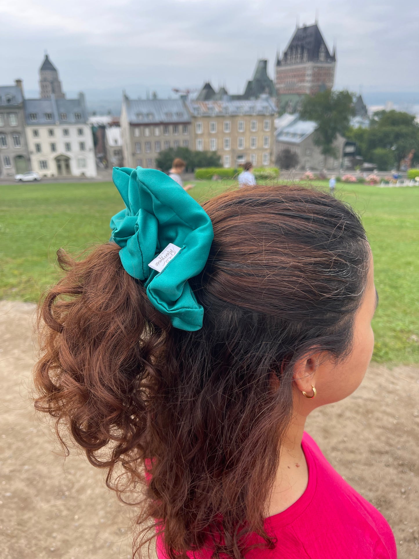 Yeye scrunchie