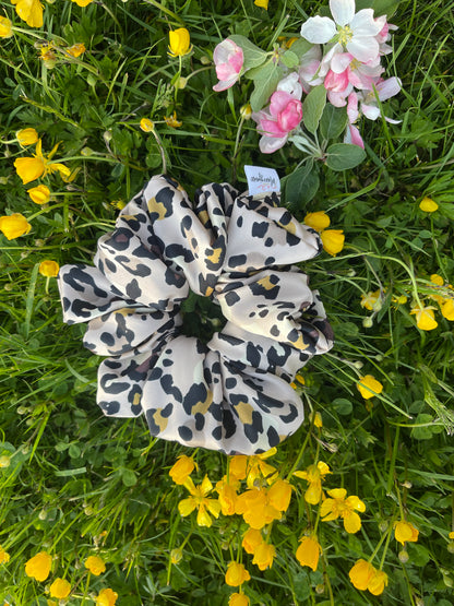Mylene Scrunchie