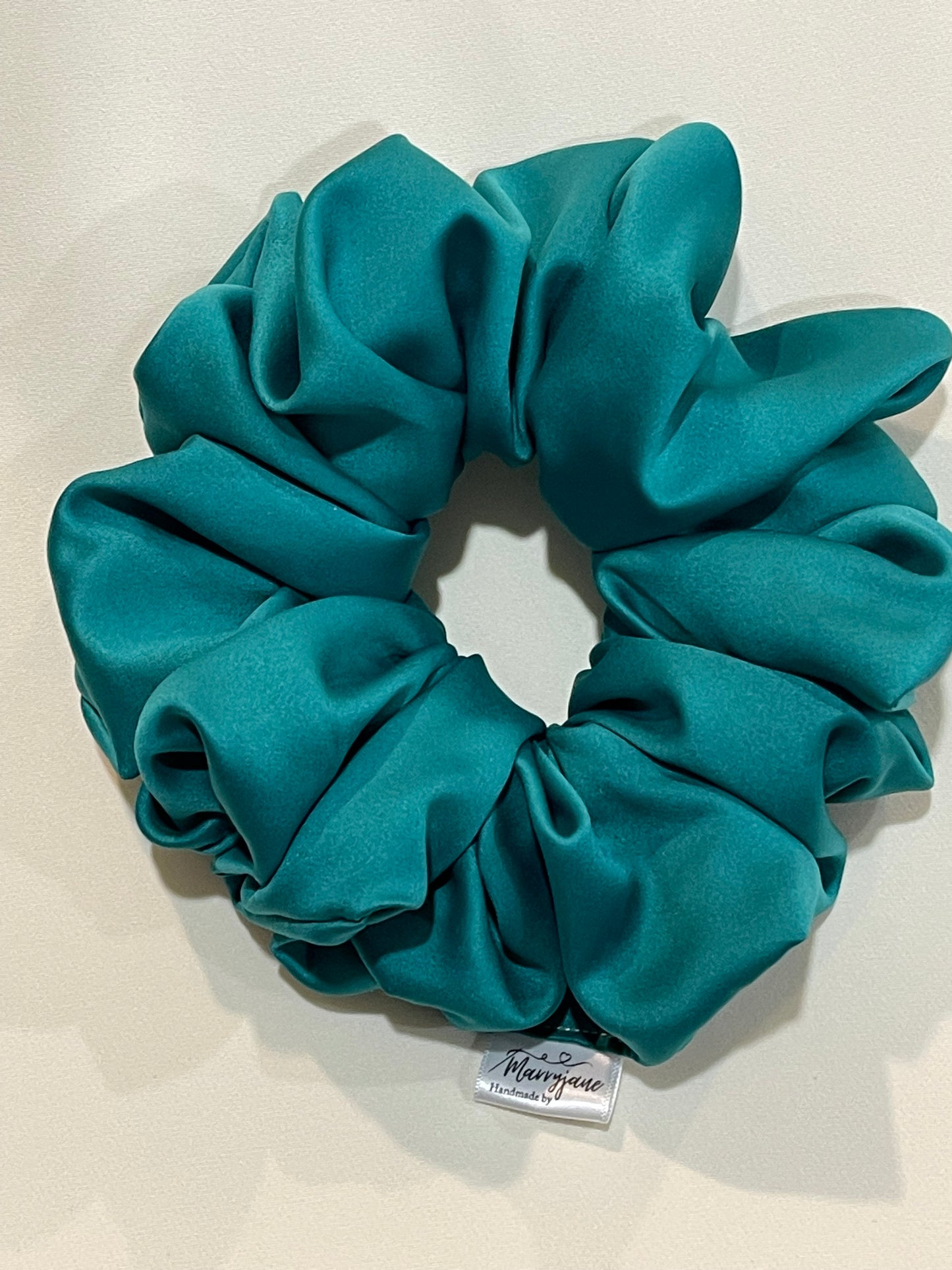 Yeye scrunchie